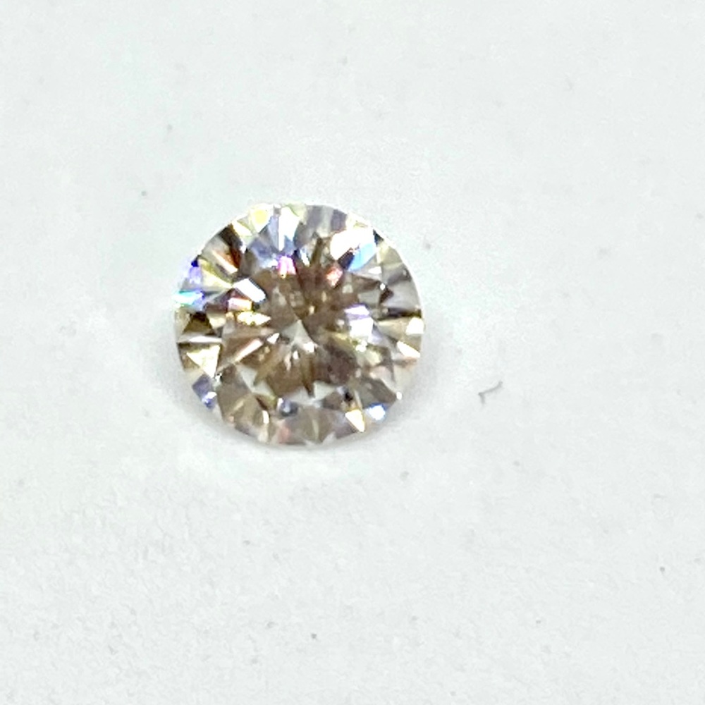 Diamond 1 carat d color vvs Mossanite